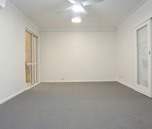 Spacious 3-Bedroom Home in the Heart of Hamlyn Heights - Photo 6