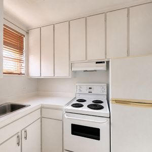 3 1/2 Semi-meublé à Montcalm - Photo 2
