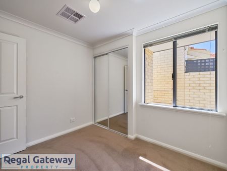 3/20 Twilight Mews, AUBIN GROVE WA 6164 - Photo 5