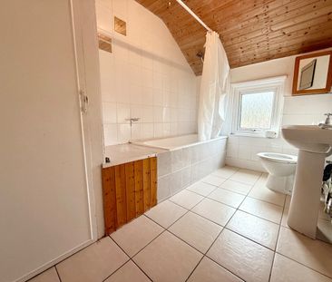 1 Bed Flat, Streathbourne Road, SW17 - Photo 5