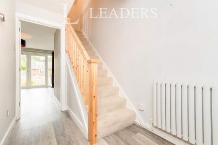 3 bedroom terraced house to rent - Photo 3