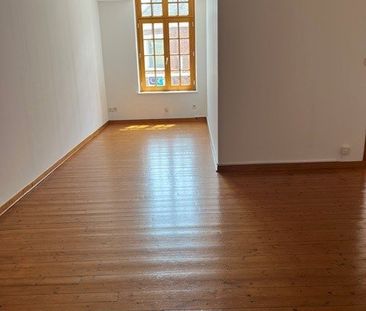 Location Appartement 2 pièces 50m² - Photo 3