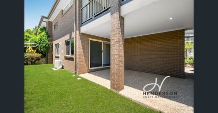 Modern Duplex Living with Style and Convenience - Photo 3