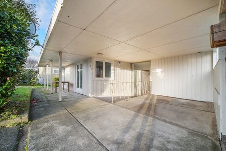 Your New Home in Hillsborough Awaits - Photo 2