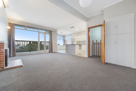 Your New Home in Hillsborough Awaits - Photo 3