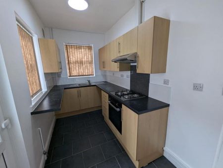 2 bedroom terraced house to rent - Photo 5