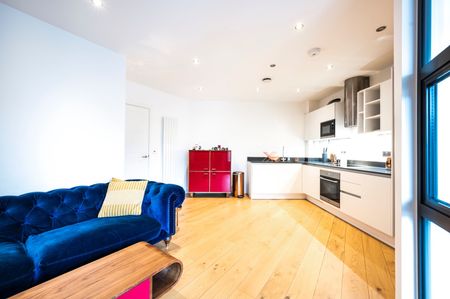1 Bed Flat, Margerie Court, E2 - Photo 2