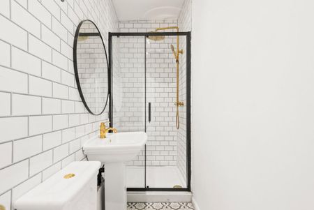 6 bedroom terraced house to rent - Photo 2