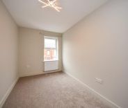 3 bed House - Terraced for Rent - Photo 1