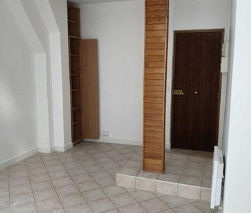 A LOUER STUDIO 23.26 PARIS IX REFAIT NEUF - Photo 6