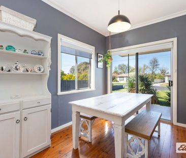 Three Bedroom Home - Photo 4