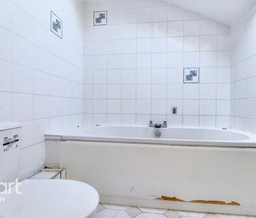 3 bedroom terraced house to rent - Photo 6