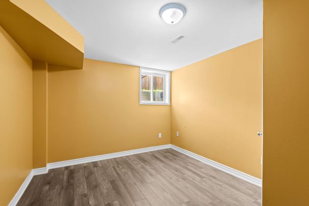 For Lease - 1005 Sandcliff Drive Unit# Bsmt, Oshawa, Ontario - Photo 1