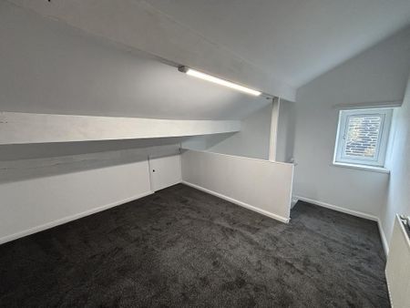 2 bedroom terraced house to rent - Photo 4