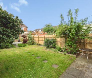 3 bedroom semi-detached house to rent - Photo 6
