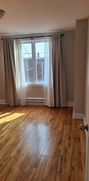 5 1/2 with 3 bedrooms in Parc Extension - Photo 1