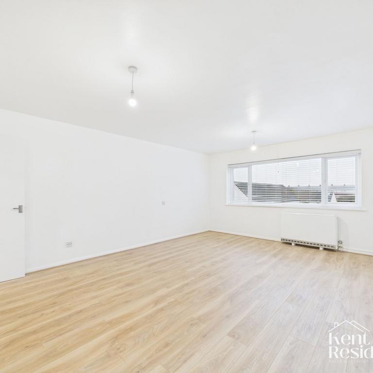 1 bedroom property to rent - Photo 1