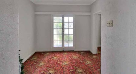 For Rent - 3 Bedroom Character Home - Photo 5