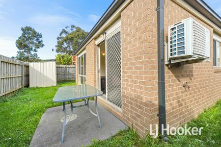 Neat Two Bedroom Home - Photo 4
