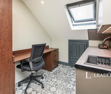 Studio to rent - Photo 6