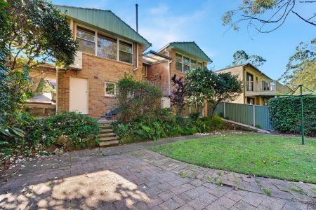 Family Home Located In Peaceful Bush Setting - Photo 4