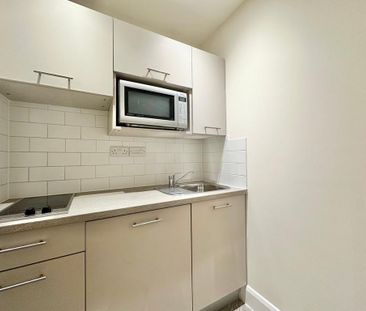 Studio to rent - Photo 4