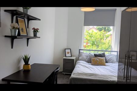 6 Bed Terraced House, Scarsdale Road, M14 - Photo 5