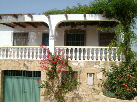 Country property set in the heart of the Frigiliana for winter rental - Photo 3