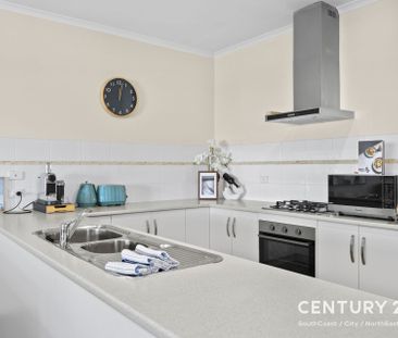 Moments from the Beach - Where Every Day is a Holiday - Photo 3