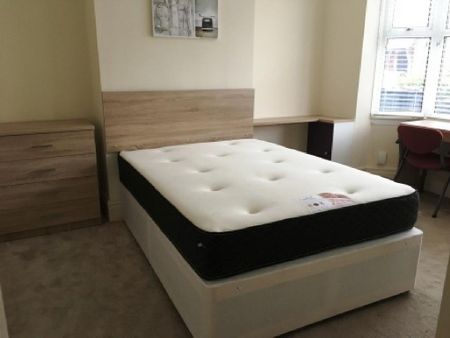 4 bedroom house to rent - Photo 4