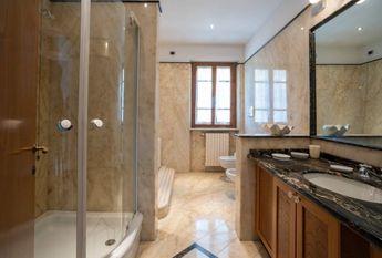 via Pietro neni, 7, Forte dei Marmi, Tuscany 55042