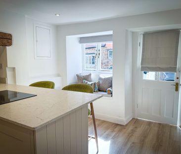 Blacksmiths Lane, Eydon, Daventry, Northamptonshire. - Photo 2