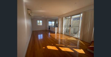 1/430 Gaffney Street, Pascoe Vale, Vic 3044 - Photo 3