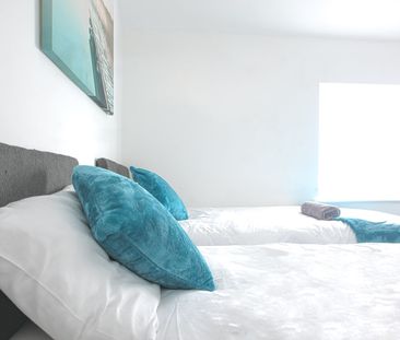 3 Bed Terraced House, Middleton Park Grove, LS10 - Photo 6