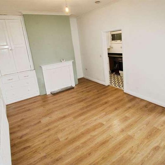 Esmond Street, Bradford, BD7 - Photo 1