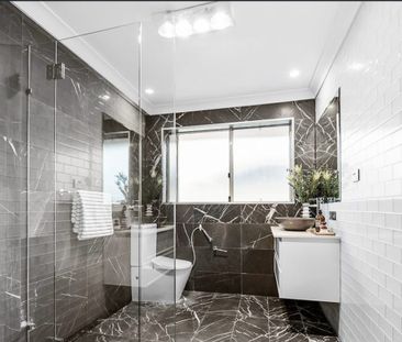 Stylish Family Home - Effortless Single-Level Living in North Rocks - Photo 1