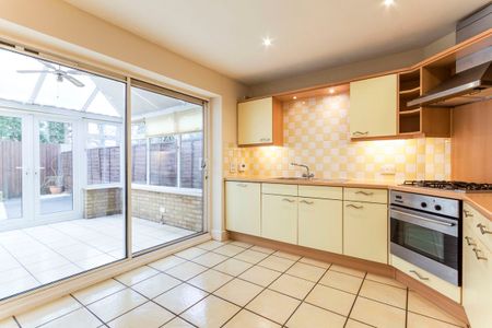 3 bedroom townhouse to rent - Photo 5