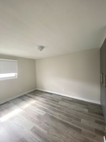 For Lease - 118 Avening Drive, Toronto, Ontario - Photo 2