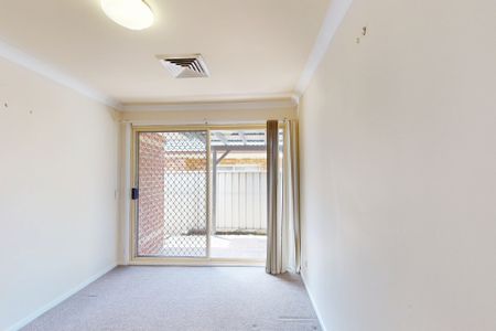 2/6 Angala Close, Maryland NSW 2287 - Photo 3