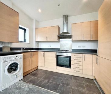 2 bedroom flat to rent - Photo 5