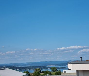 "grosszügige, moderne 2.5-Zimmer-Attika-Wohnung mit grosser Dachter... - Foto 1