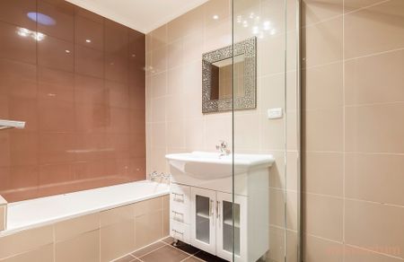 21 Mirbelia Crescent, Rivett ACT 2611 - House For Rent | Domain - Photo 4