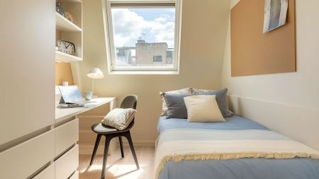 Gold Room Plus - Photo 3