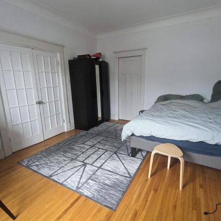 3 CH - 1 SDB - Montréal - $2,200 /mo - Photo 3