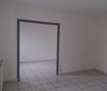 Location Appartement 4 pièces 69m² ROMANS SUR ISERE 26100 - Photo 5