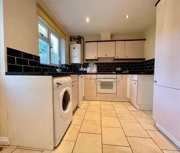 2 bedroom house to rent - Photo 1
