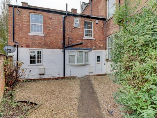 Tachbrook Road, Leamington Spa - Photo 1
