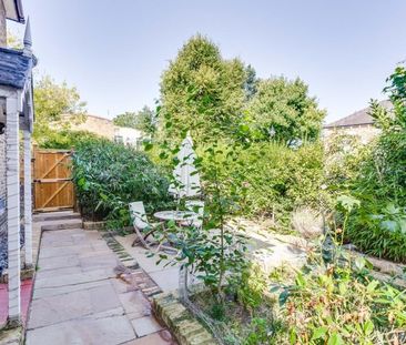 2 Bedroom House To Let - Photo 2