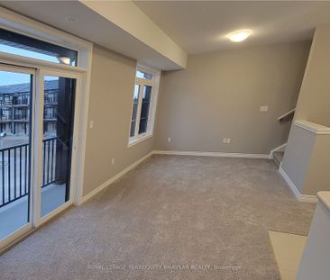 Condo Townhouse For Lease | X8123666 - Photo 2