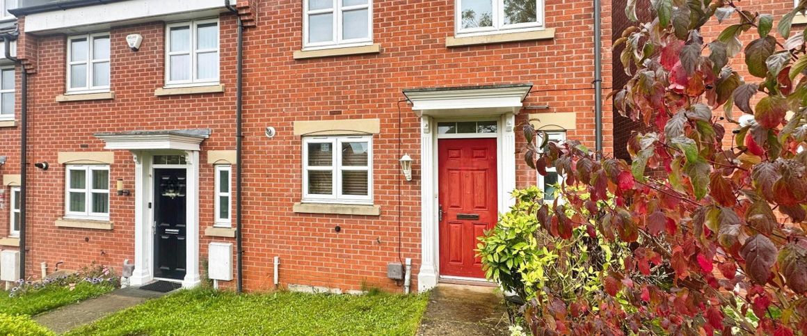 4 bed terraced house to rent in Carty Road, Hamilton, Leicester - Photo 1